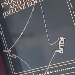Verameat necklace